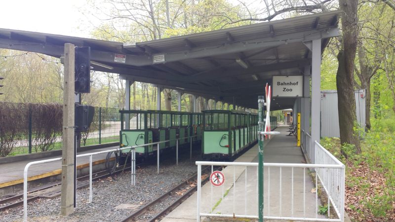 Dresdner Parkeisenbahn fährt im eingeschränkten Fahrbetrieb wieder © MeiDresden.de / Frank Loose