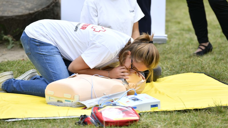 HEM-Studie mit 2.367 Befragten zum Thema „Erste Hilfe“.  Foto: Deutsche Rote Kreuz e.V. 