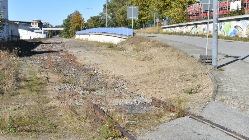 Letzte Gleisreste der alten Industriebahn werden abgebaut!  Foto: © MeiDresden.de/Mike Schiller