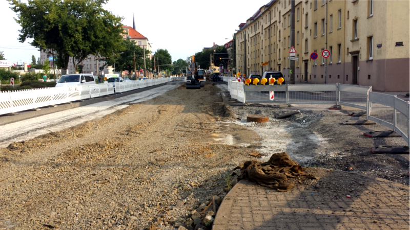 Baustelle Großenhainer Straße - es geht voran - Beginn Tiefbauarbeiten im Bereich Listsraße ©MeiDresden.de / Frank Loose