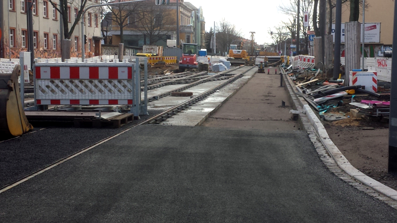 Ausbau der Großenhainer Straße, es geht voran - Neue Gleise Kreuzung Fritz Reuter/ Großenhaner Straße ©MeiDresden.de