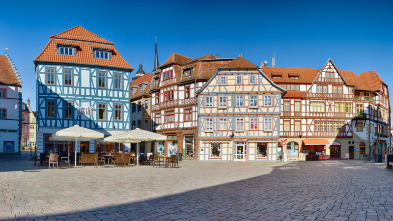 Die Schmalkalder Altstadt besticht durch ihre liebevoll restaurierten Fachwerkbauten. ©djd/Schmalkalden/Axel Bauer