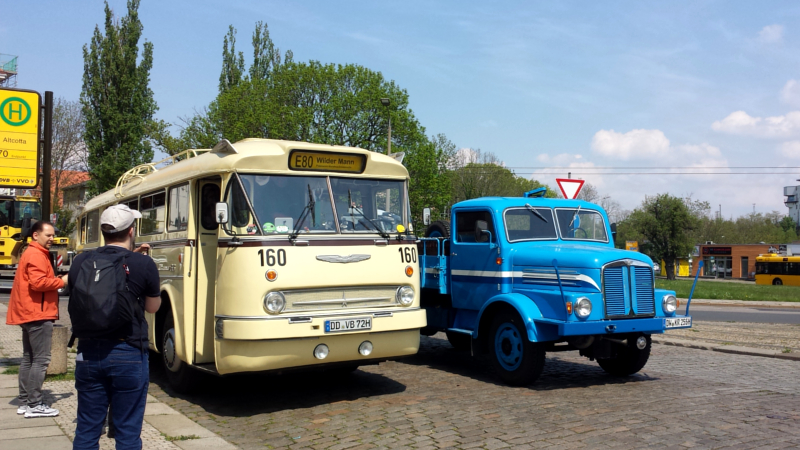 Busreise in die Vergangenheit mit dem "Ikarus66" ©Frank Loose