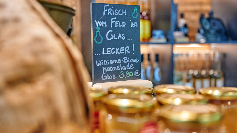 Am Bodensee haben regionale Produkte kurze Wege vom Erzeuger bis zum Verbraucher. Foto: djd/Deutsche Bodensee Tourismus/Florian Trykowski