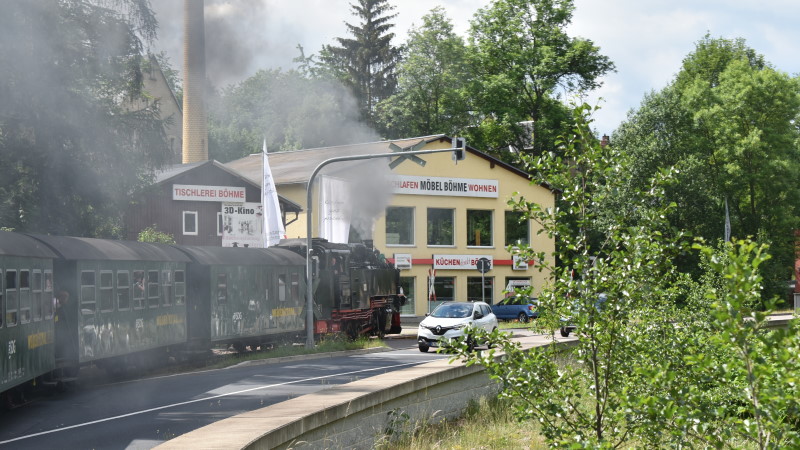 Weißeritztalbahn auf der Fahrt von Freital-Hainsberg nach Kurort Kippsdorf  Foto: © MeiDresden.de/Mike Schiller