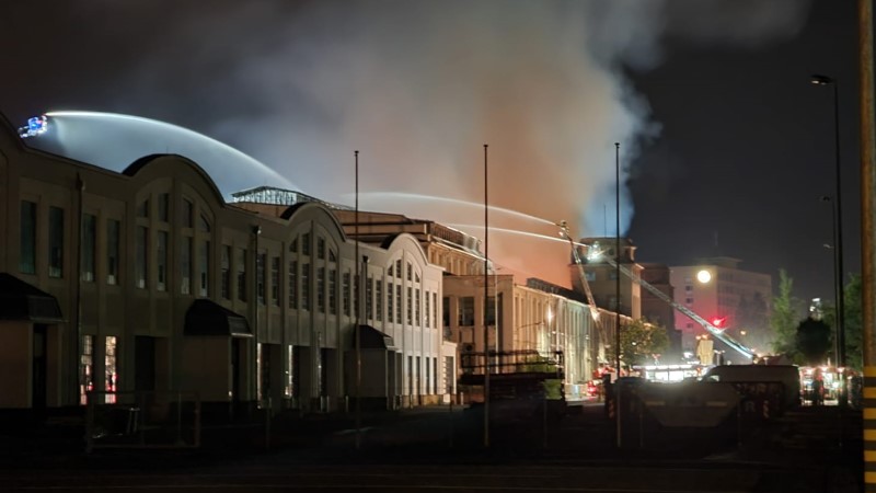 Großbrand Industriegelände: Freigabe Club „Sektor“ ist angelaufen ©Leserfoto(privat)