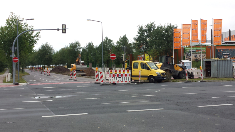 Am Airportpark im Dresdner Norden enstehen neue barrierefreie Bushaltestellen und ein Fahrradabstellplatz ©MeiDresden.de