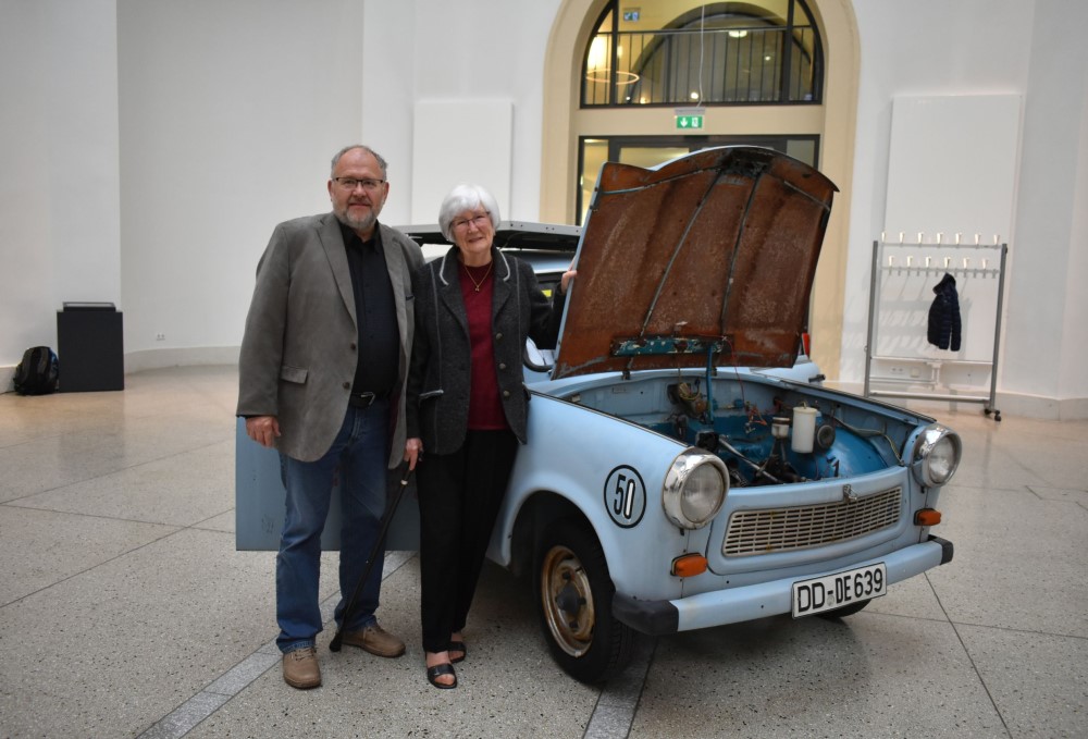   Mathias Bähr - Eigentümer und Walburga Schulze, Witwe des Erfinders   Foto: © MeiDresden.de/Mike Schiller