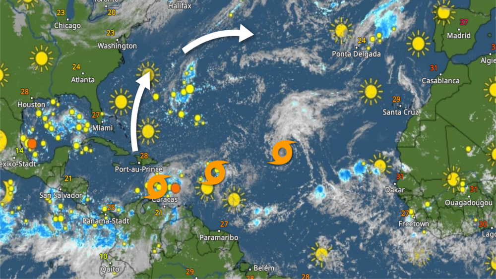 Die orangenen Wirbel kennzeichnen die drei derzeit aktiven Tropenstürme. Oft nehmen diese eine Zugbahn entlang der nordamerikanischen Küste und anschließend ostwärts über den Atlantik. ©WetterRadar WetterOnline