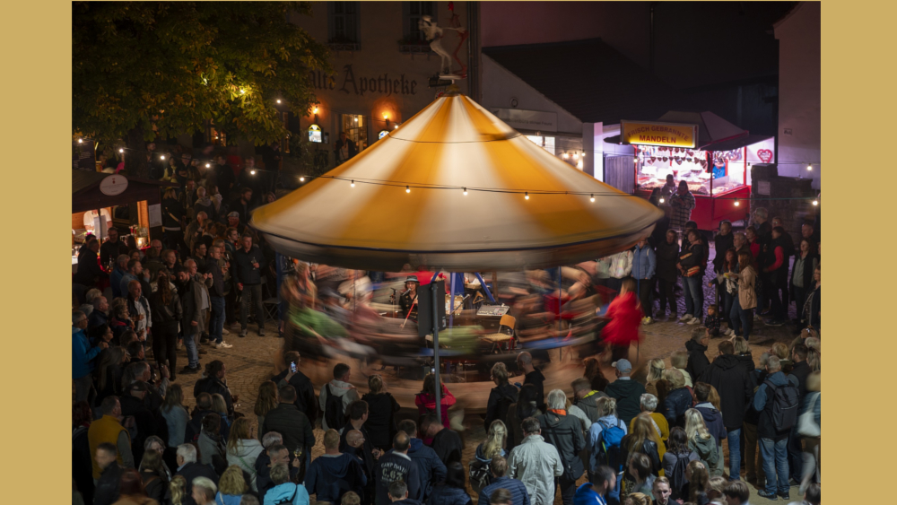 Weinfest Radebeul - Theater Karussell ©Norbert Millauer 