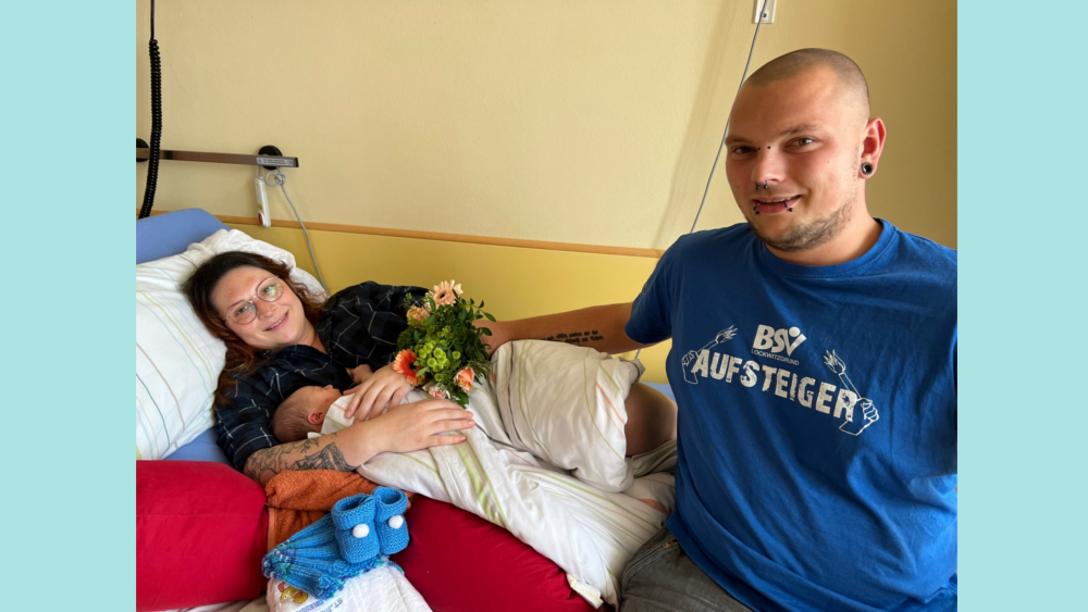 Jenny und Christopher Böhme mit ihrem kleinen Jonas – dem 1.000 Baby. ©Krankenhaus St. Joseph-Stift Dresden