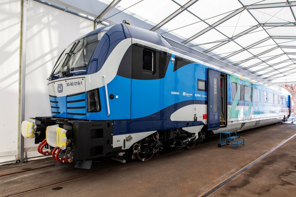 Neue ComfortJet Z ge Auf Dem Eurocity Von Prag Nach Hamburg