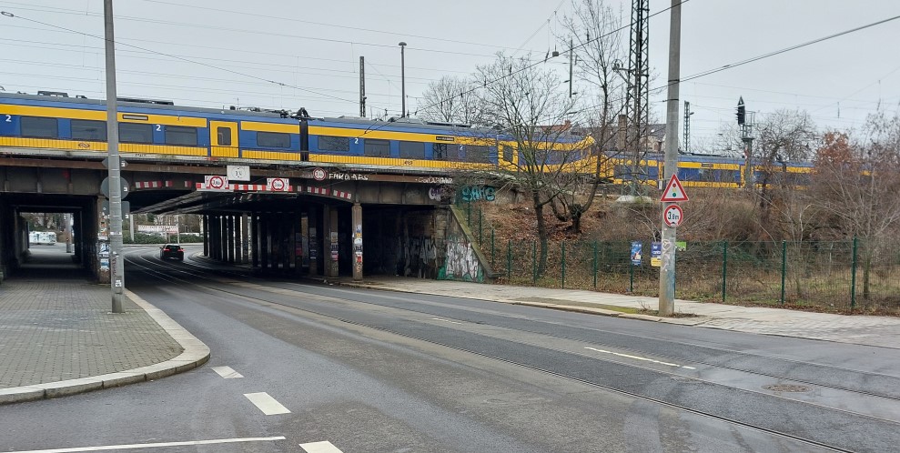 Eisenbahnbrücke Harkortstraße © MeiDresden.de