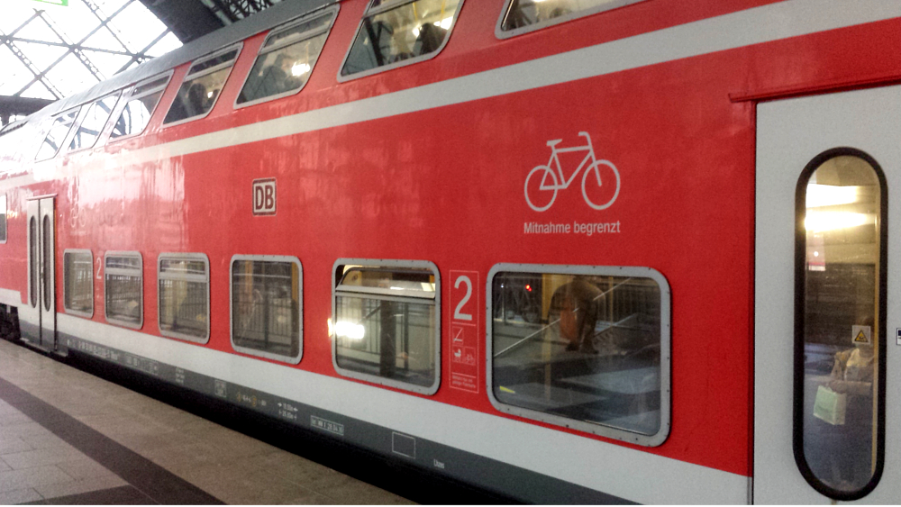 Studierende in Dresden können ab dem kommenden Sommersemester deutschlandweit mit Zug, Straßenbahn, Bus und Fähre unterwegs sein. ©MeiDresden.de