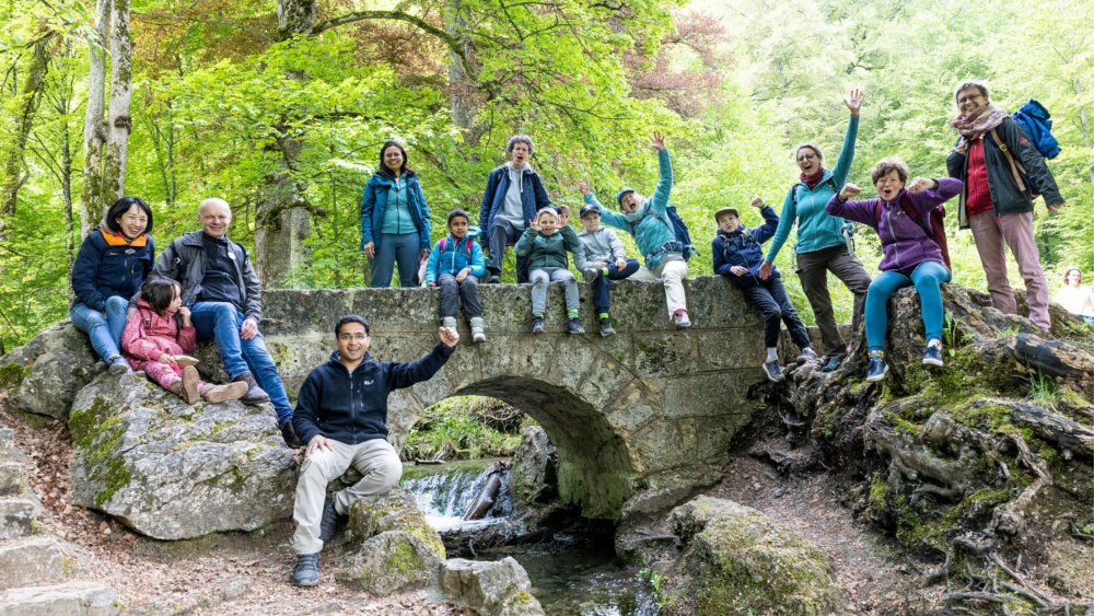 In der großen Gemeinschaft sind Spaß und Zusammengehörigkeitsgefühl garantiert. Foto: DJD/WWF Deutschland/Claudia Masur
