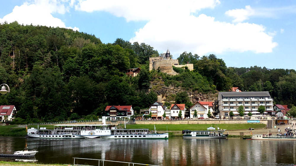 Die historische Gierseilfähre "Bergland" im Kurort Rathen feiert in diesem Jahr ihr 70-jähriges Jubiläum ©MeiDresden.de