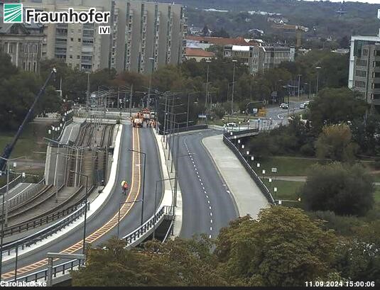 Carolabruecke Richtung Neustadt   © Verkehrsverbund Oberelbe/Fraunhofer IVI 