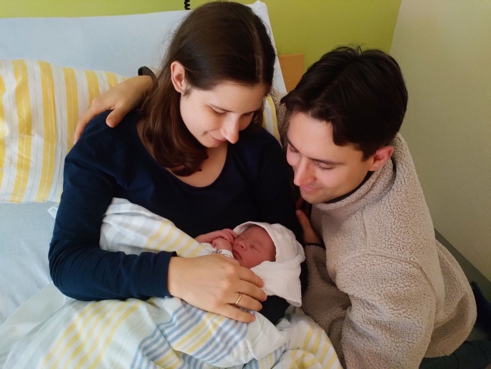 Für Sophie und Josef Morejón Caraballo aus Bannewitz ist Bennet das erste Kind.    Foto: UKD