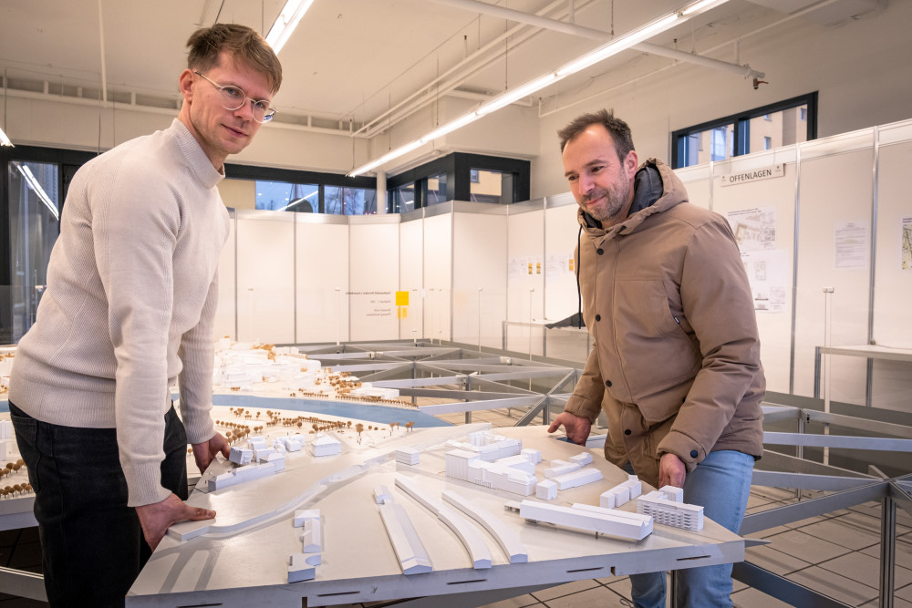 Stadtmodell zieht um Anlage Abbau Modellbau im WTC    Foto: © LH Dresden
