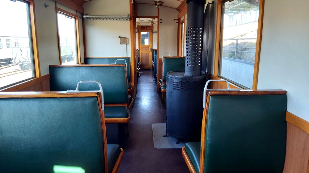 In historischen Wagen genießt man das Flair längst vergangener Zeiten. Foto: MeiDresden.de 