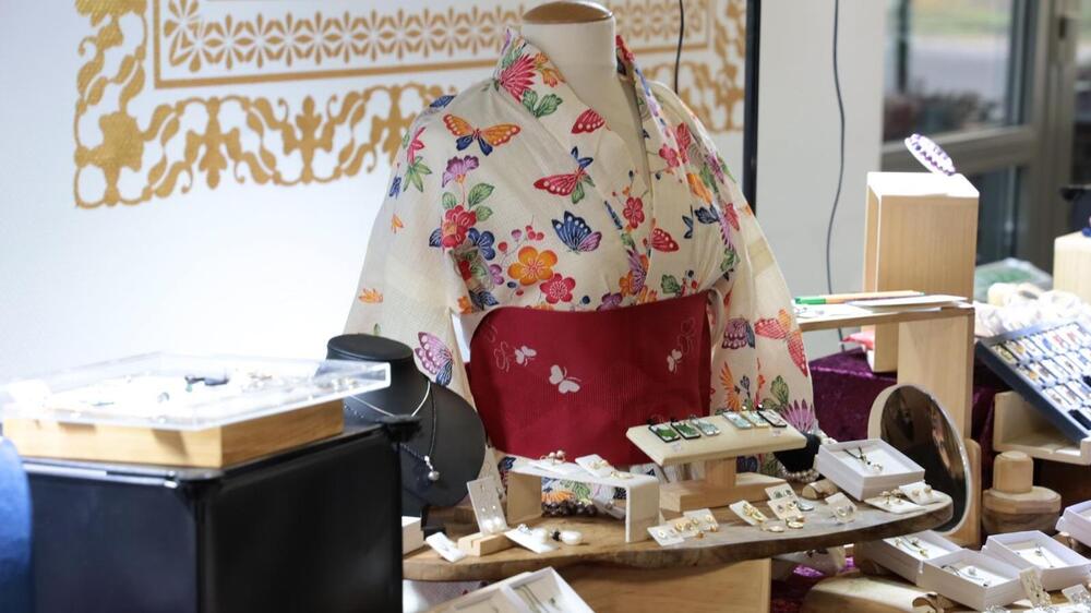 Kunsthandwerk beim Flohmarkt. Foto: PR
