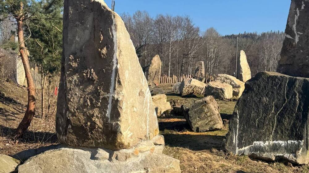 Bald können jung und alt  die Erlebniswelt "Steinreich" neu erkunden. Foto: Mystery Park Steinreich 
