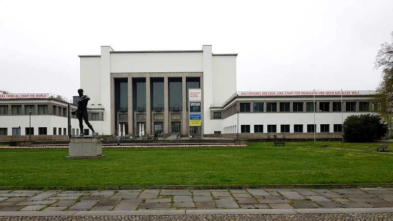 Das Deutsche Hygiene Museum ist immer ein Publikumsmagnet bei jung und alt. Foto: MeiDresden.de