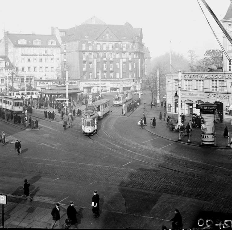 Postplatz 1936  Foto: Archiv DVB