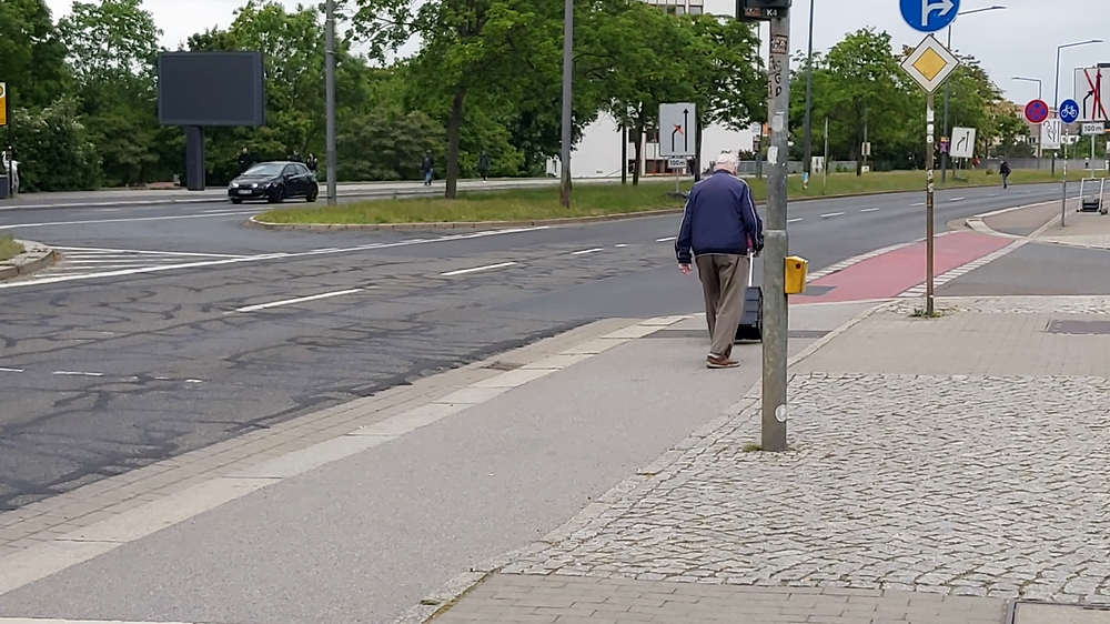 Kreuzung Schweizer Straße /Budapester Straße soll umgebaut und neugestaltet werden.. Foto: MeiDresden.de/ Frank Loose