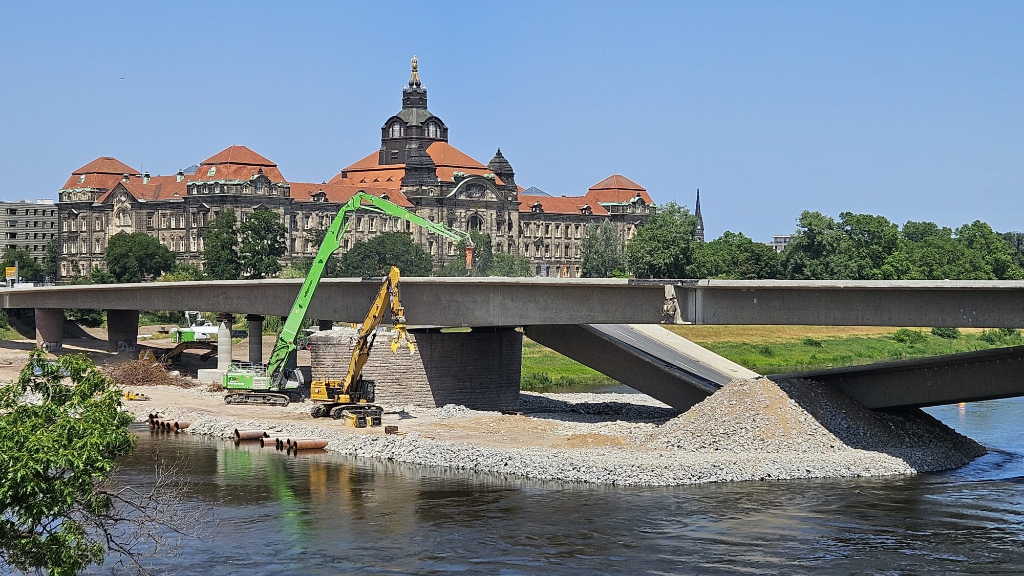 BrückenzugB  Foto: © Steffen Natzschka