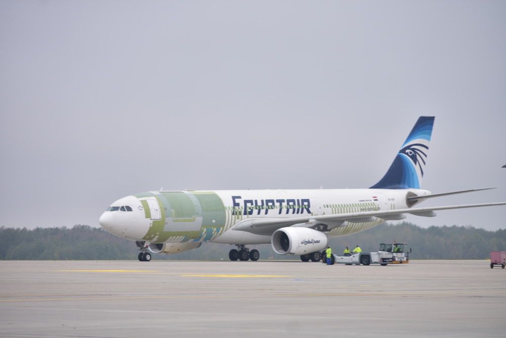 Dieser A330-200 war 2017 in Dresden zum Umbau. Heute fliegt er bei EGYPTAIR CARGO. Bei flightradar24 ist er unter der Kennung SU-GCF sichtbar  Foto: © MeiDresden.de/Mike Schiller