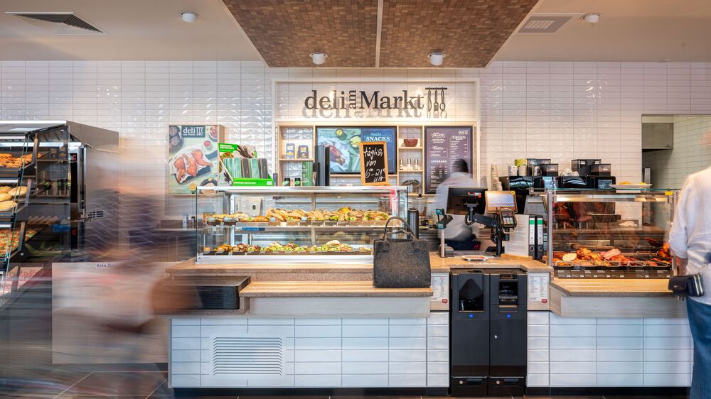 REWE Dresden Klotzsche Deli am Markt. Foto: Crispin-Iven Mokry 