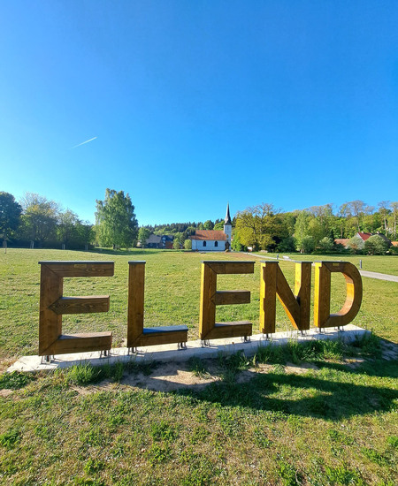 Der beschauliche Ort Elend trägt seinen Namen mit Stolz, denn er wies im Mittelalter auf seine Lage hin - und ist gar nicht trostlos gemeint. Foto: DJD/Rübeländer Tropfsteinhöhlen/Daniel_Beyer