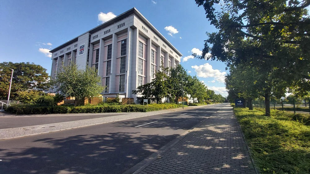 Eines der vielen Highlights zum Tag des offenen Denkmals ist die Führung im ehemaligen TuR Gebäude, das heute Siemens gehört. Foto: MeiDresden.de