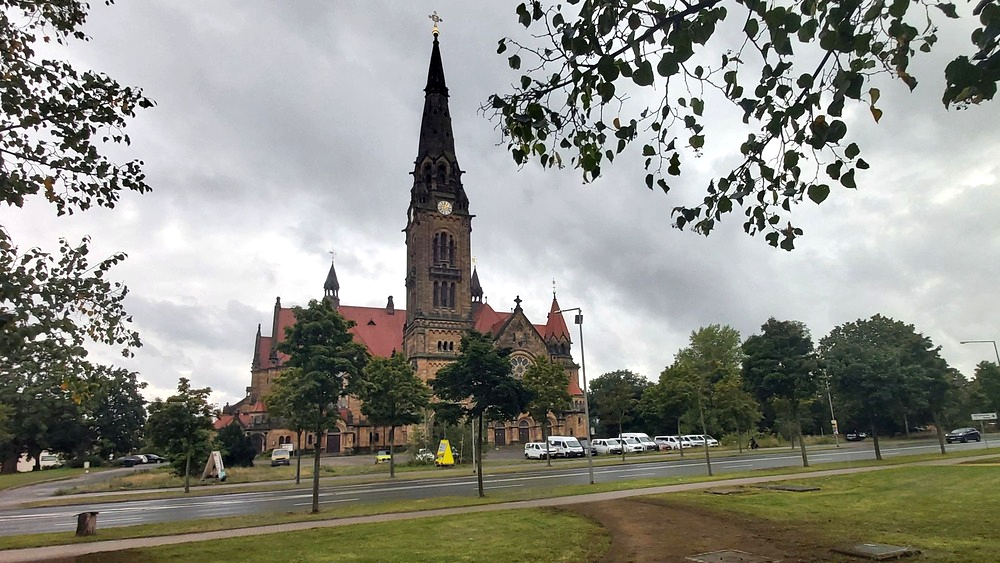 Die ehemalige Garnisonskirche St. Martin an der Stauffenbergallee im Dresdner Norden öffnet ebenfalls ihre Tore für spannende Einblicke. Foto:MeiDresden.de