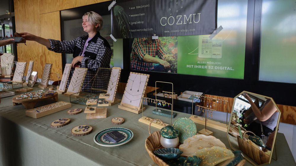 Haus der Presse wird zum Festivalgelände Japanfestival, Kreativmarkt und Trödelspaß vereinen sich. Foto: Fabian Todte / PR