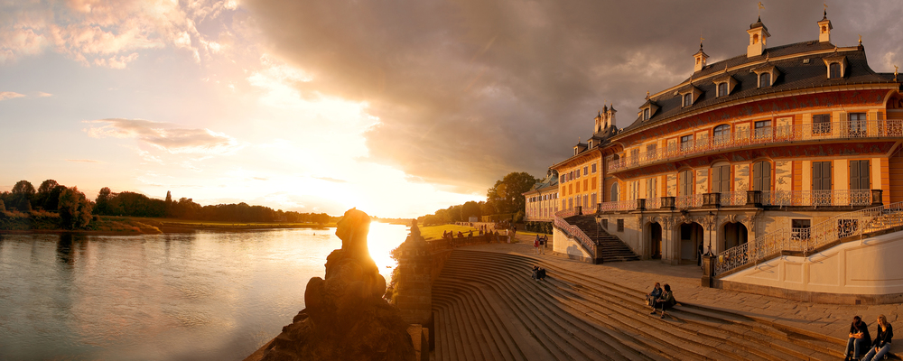 Sonnenuntergang am Wasserpalais . Foto÷ Sylvio Dittrich