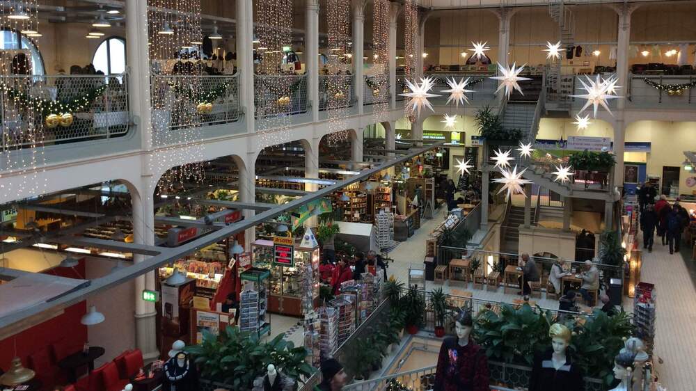 Kunst-, Antik- und Trödelmarkt in der Neustädter Markthalle . Foto: PR