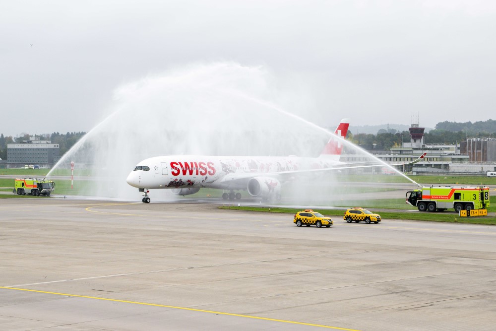 Erster A350 der SWISS landet  Foto: PR/SWISS