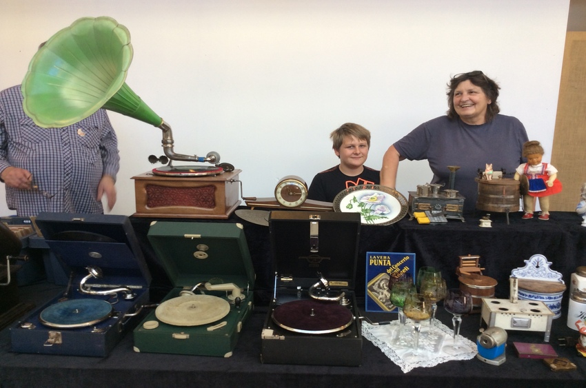 Dresdens weihnachtliches Hallen-Trödelmarkt-Wochenende im Doppelpack. Foto: PR