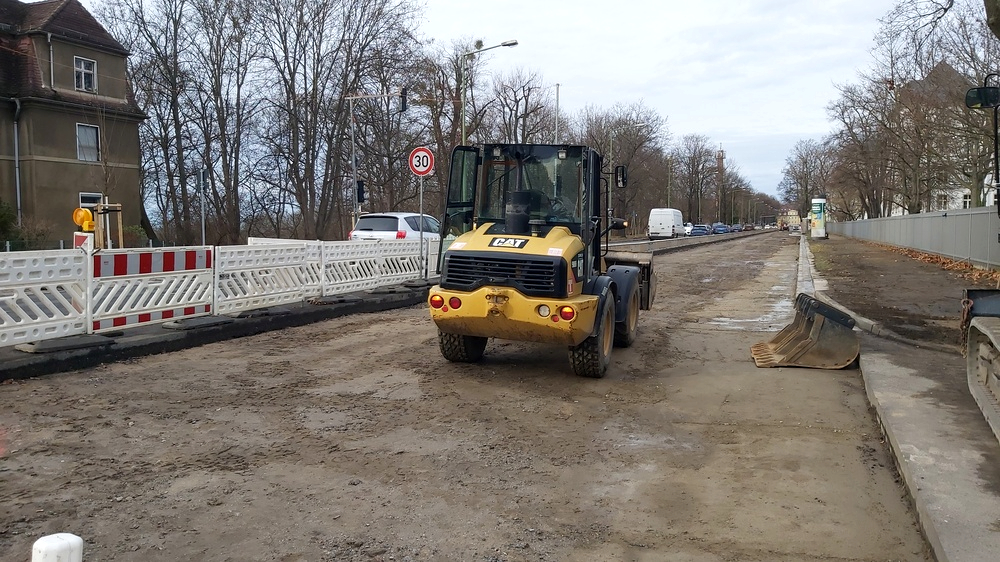Noch gibt es jede Menge Arbeit auf der Stauffenbergallee. Foto: MeiDresden.de