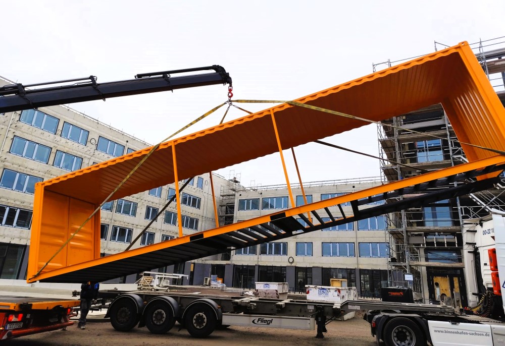 Sondercontainer BSZ Anlieferung   Foto: SBO