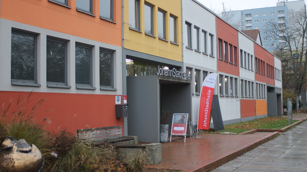 112. Dresdner Sammlermesse für Briefmarken, Münzen und Ansichtskarten in der Johannstadthalle . Foto PR