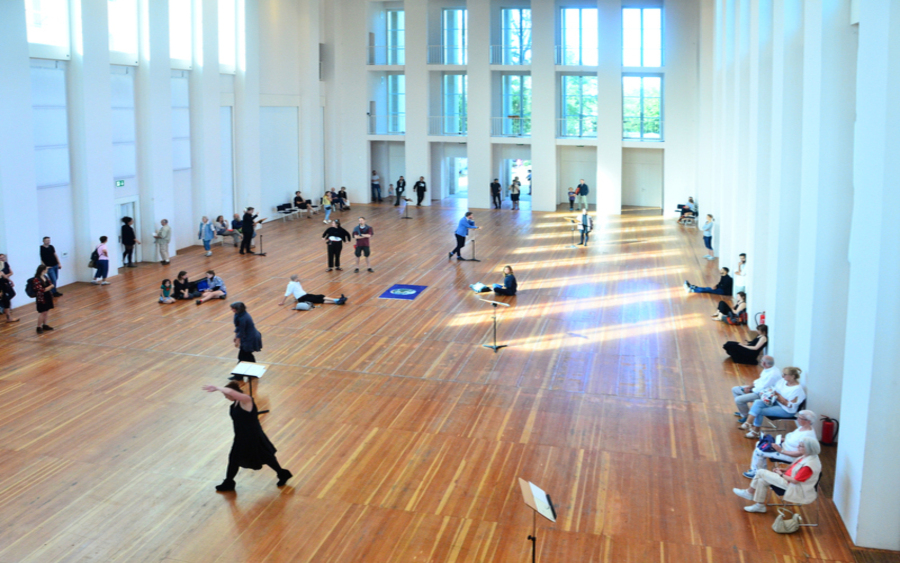 Hellerau-Grosser-Saal - Tag-des offenen Denkmals -Auditiv Vokal . Foto: Peter R. Fiebig