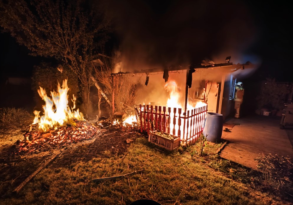 © Feuerwehr Dresden Bereits von Weitem war das Flammenbild für die Einsatzkräfte deutlich zu erkennen.