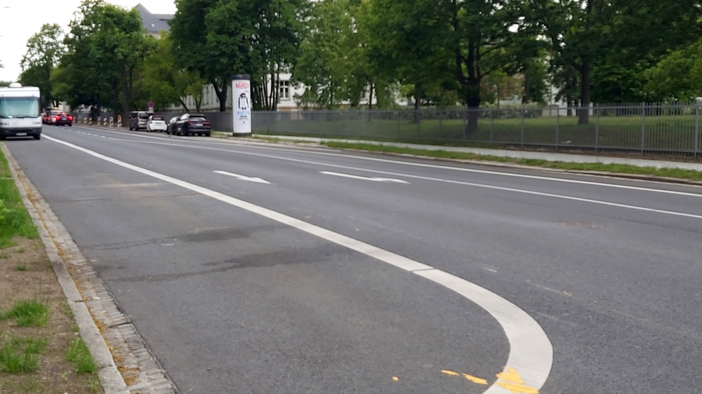 Stauffenbergallee kurz vor der Fertigstellung - Sanierung sorgt für mehr Sicherheit und weniger Lärm. Foto: MeiDresden.de
