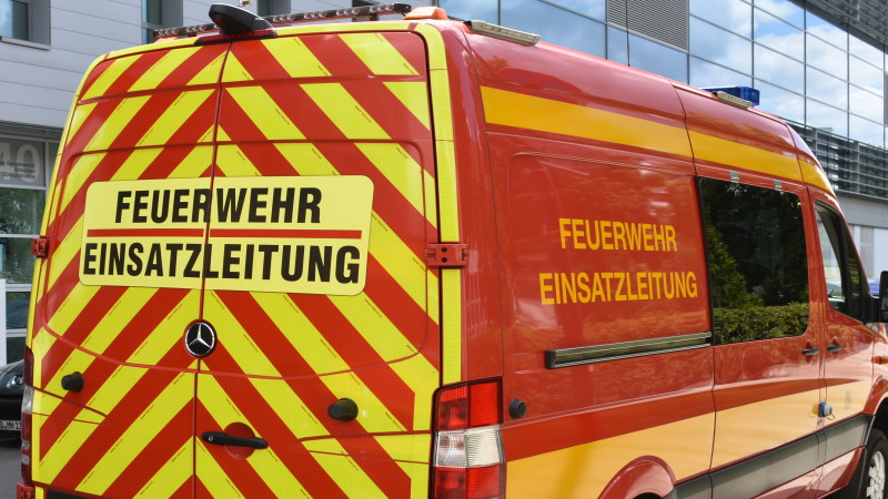 FW Dresden: Feuerwehr rettet Person nach schwerem Verkehrsunfall ©MeiDresden.de(Symbolfoto)