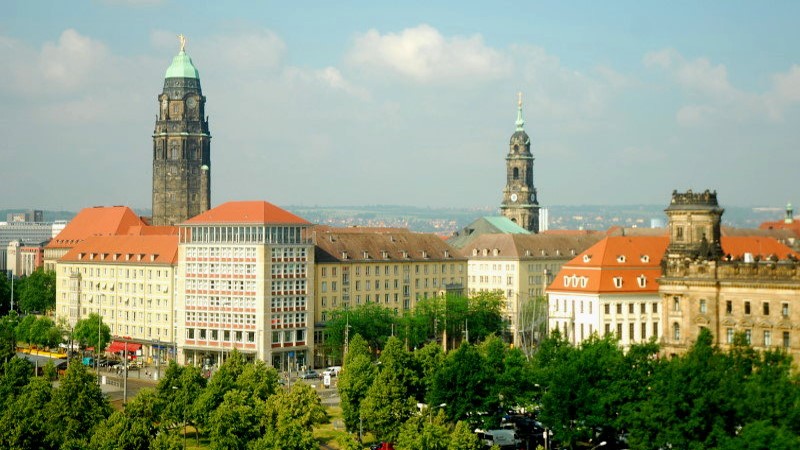 Neue Corona-Schutz-Verordnung erlaubt weitere Lockerungen in Dresden    Foto: © MeiDresden.de/Mike Schiller