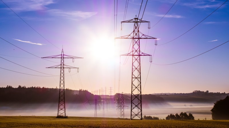 Zum Jahreswechsel sind die Strompreise im Schnitt um 2,6 Prozent gestiegen  Foto: Michael Schwarzenberger/ Pixabay