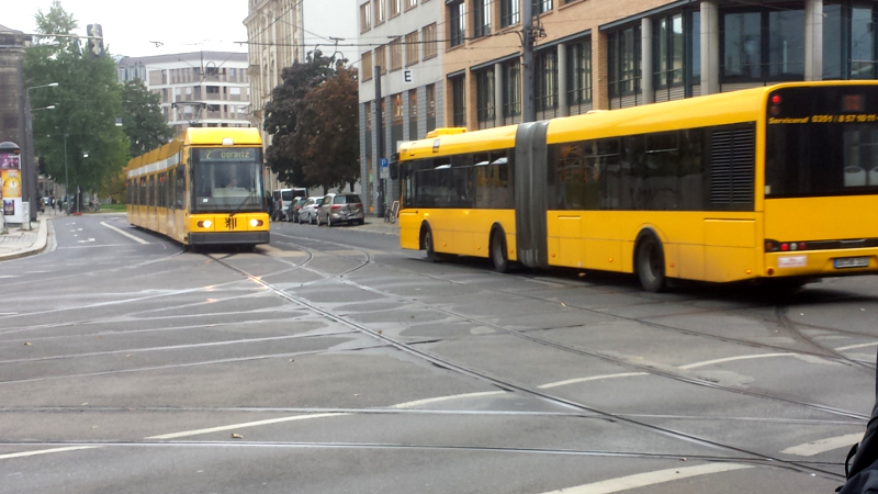 Gleisreparaturen auf der Schweriner Straße und am Bahnhof Mitte ©MeiDresden.de